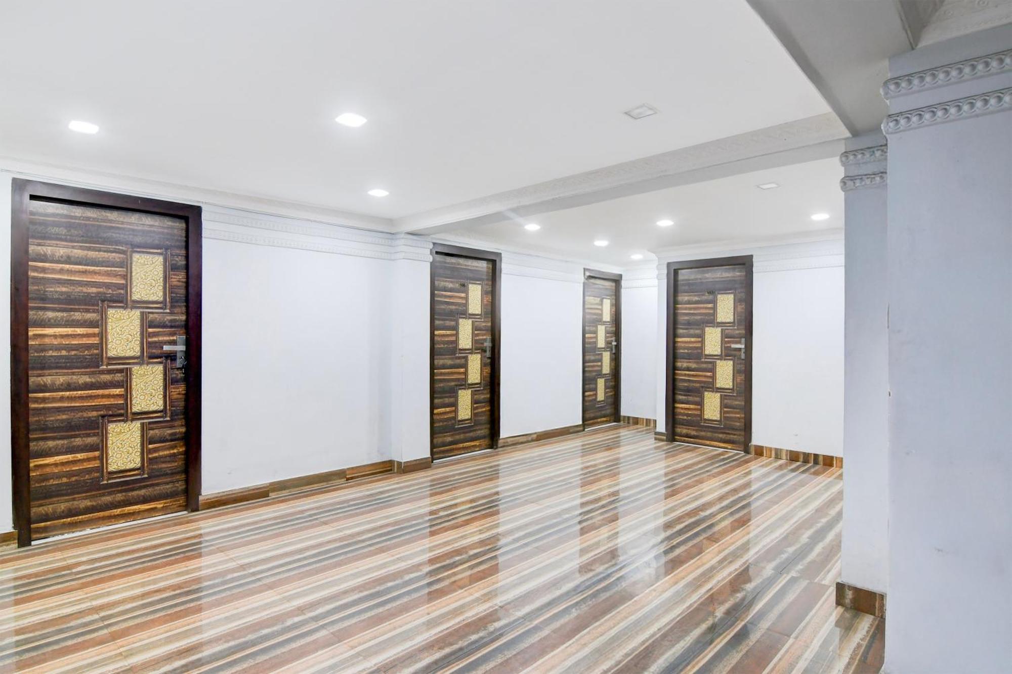 O Ak International Hotel 3*
